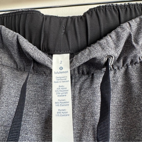 Lululemon On the Fly Pant Heathered Gray/Black Pants size 2 - Picture 6 of 10